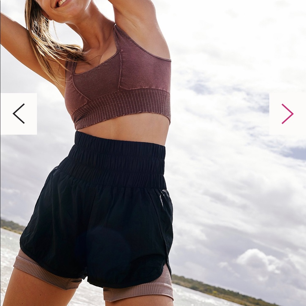 FREE PEOPLE MOVEMENT the way home shorts - black